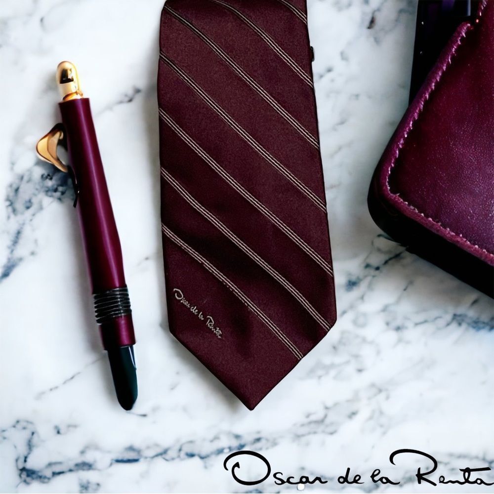 Vintage Oscar de la Renta Tie